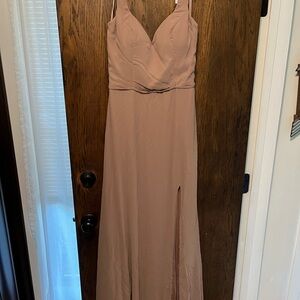 Chic Mauve Maxi Dress with Slit